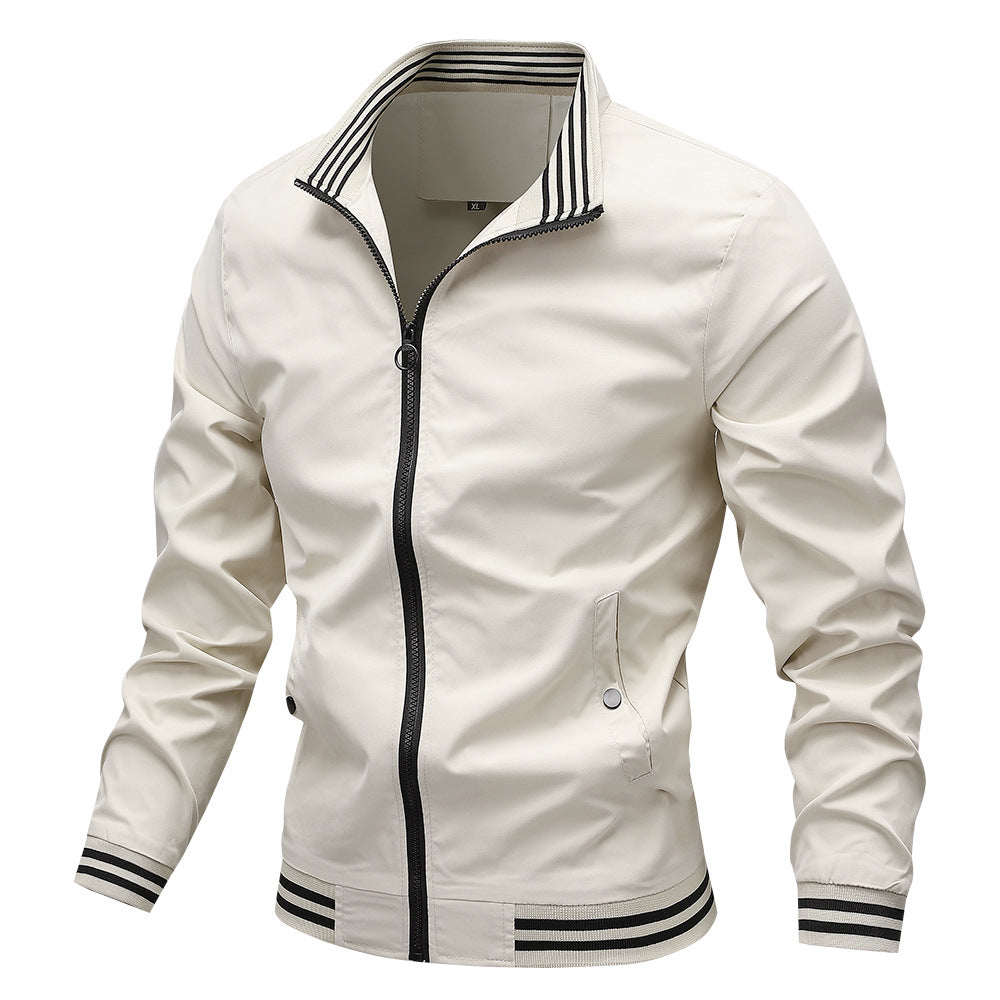 Herren sportliche Übergangsjacke mit gestreiftem Kragen Echoarchiv