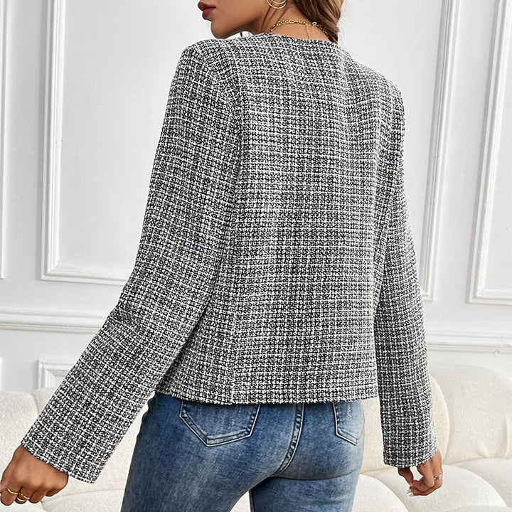 Damen Bouclé-Tweed-Blazer mit Rundhalsausschnitt, goldenen Zierknöpfen und kastiger Silhouette – Valéne