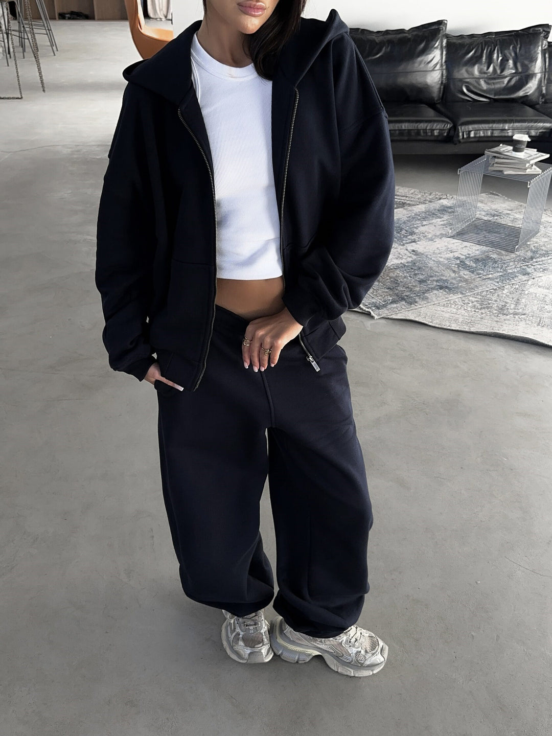 Damen lässiges Zip-Lounge-Set mit übergroßer Kapuzenjacke und taillierter Relax-Jogginghose – Auréline