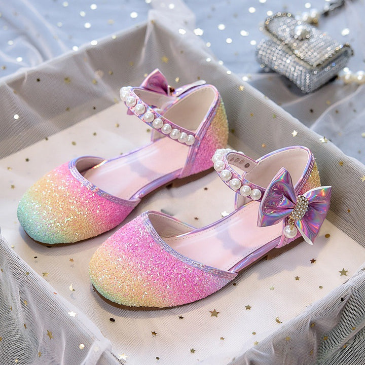 Mädchen Glitzernde Ballerinas mit Perlen und Schleifenakzent Echo Archiv