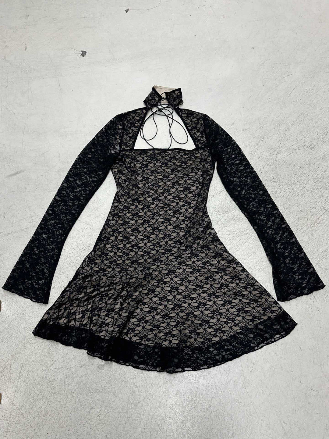 Damen Spitzenkleid mit kurzem Stehkragen und langen Ärmeln Echo Archiv