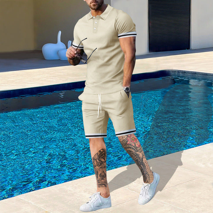 Herren Poloshirt und Shorts-Set mit sportlichen Akzenten Echoarchiv