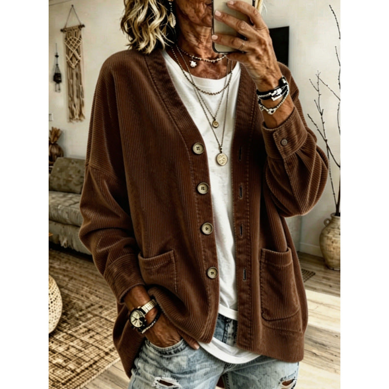 Damen Oversized Cord-Cardigan mit aufgesetzten Taschen und Holzknöpfen Echo Archiv