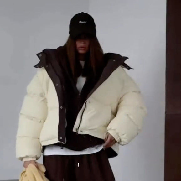 Damen Kurze Oversize Steppjacke mit hohem Kragen und wattierter Fütterung Echoarchiv