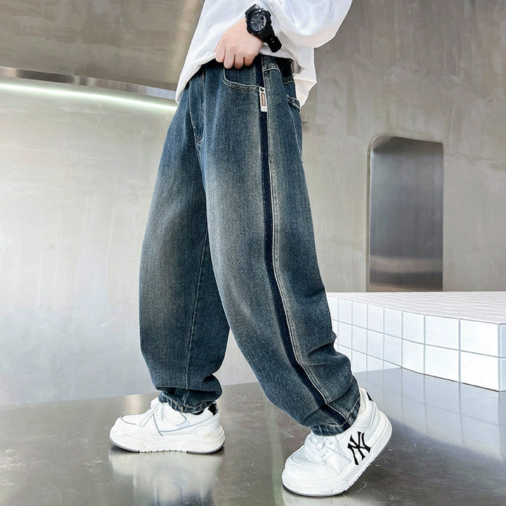 Unisex oversized Baggy-Jeans mit einzigartigem Taschen-Design Echo Archiv