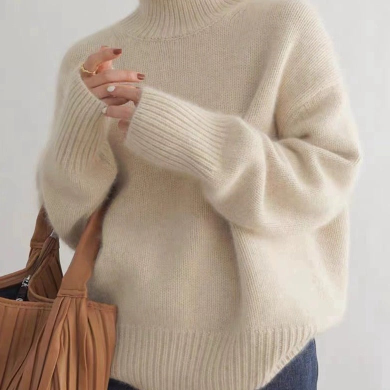 Damen Oversize Feinstrickpullover mit hohem Rollkragen und Seitenschlitzen – Mavelle