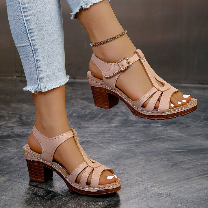 Damen Sandalette mit Cut-Out-Riemen, gepolstertem Komfortfußbett und mittelhohem Blockabsatz – Sorelia
