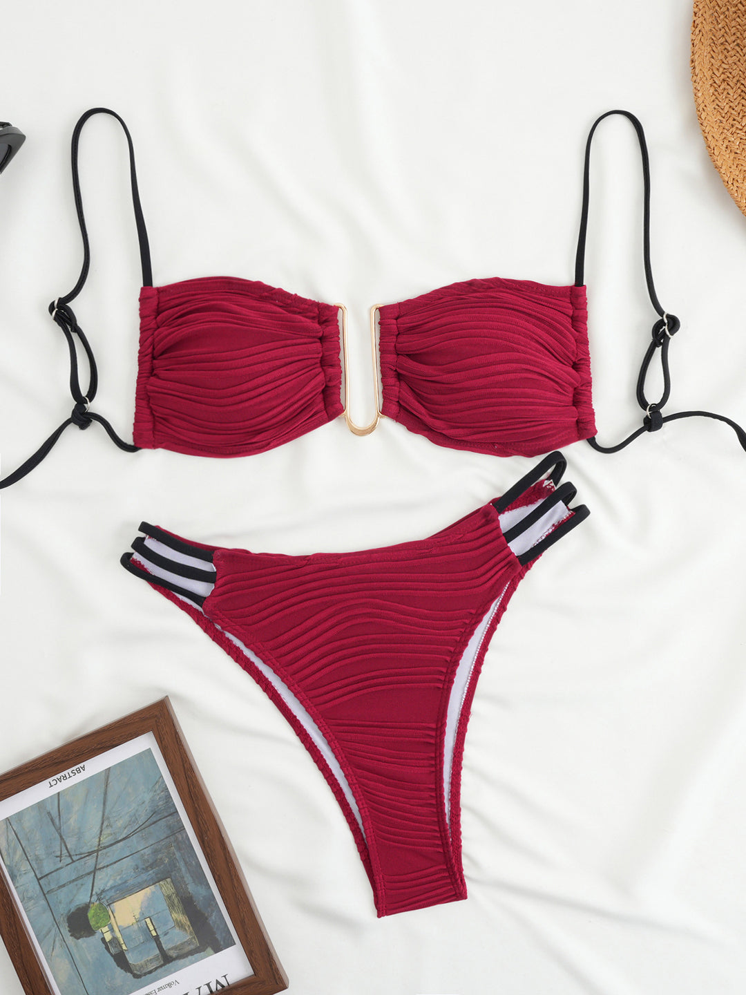 Damen Bandeau-Bikini mit modischem Rüschendesign Echo Archiv
