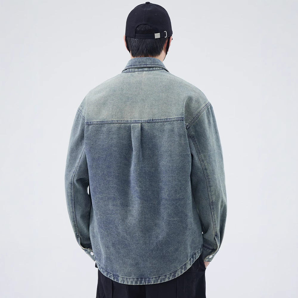 Herren Jeanshemd mit modernem Design und einzigartigen Schriftzügen Echoarchiv