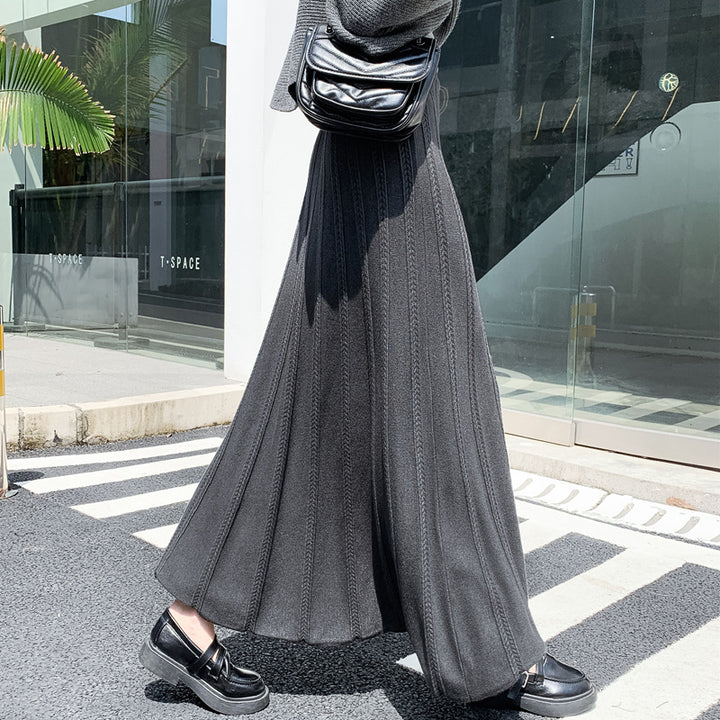 Damen Eleganter Plissee-Midirock aus Strick Echo Archiv