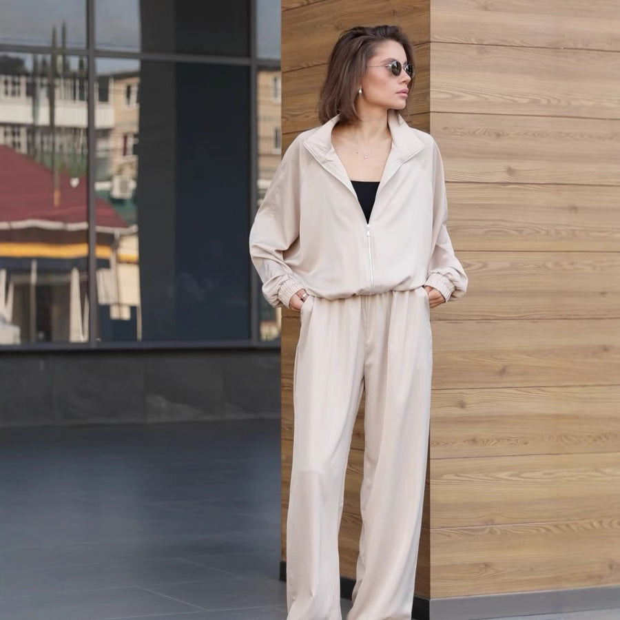 Damen lässiges Zweiteiler Set aus fließender Satinoptik mit weitem Bund und Crop-Top – Élanora
