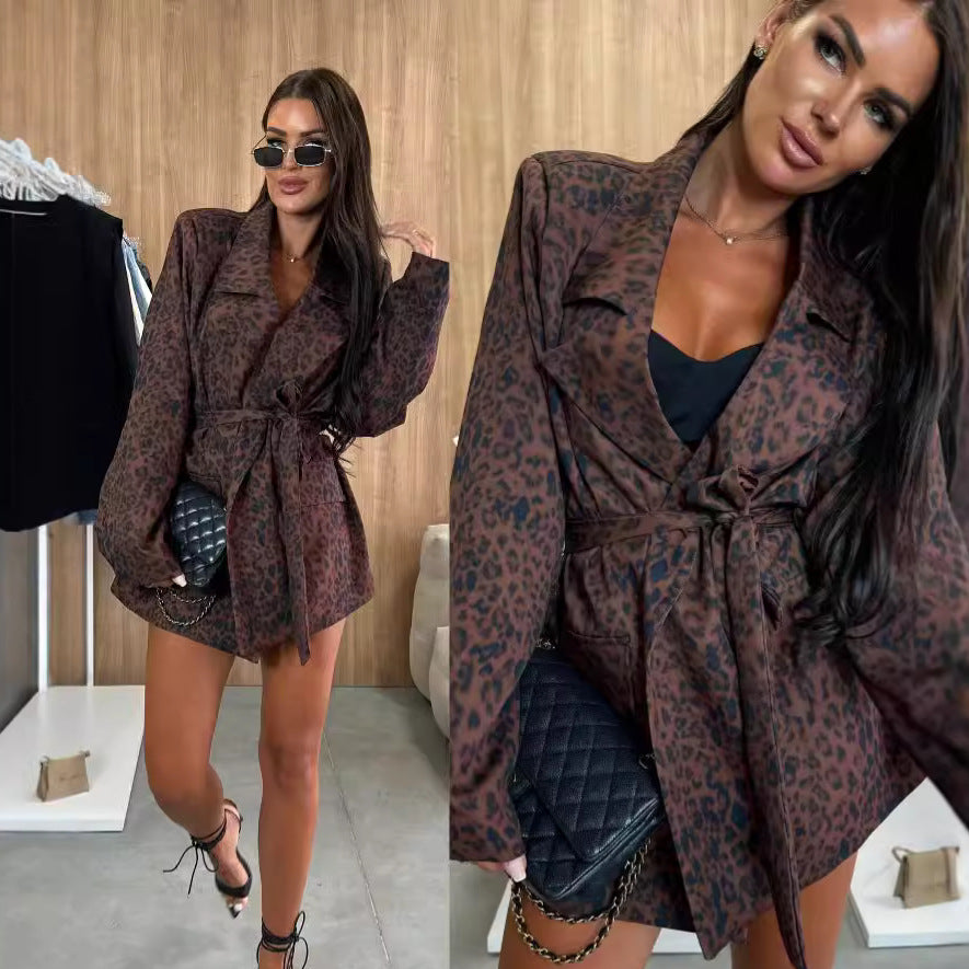 Damen nan tailliertes Blazerkleid mit Leopardenprint und Bindegürtel Echo Archiv