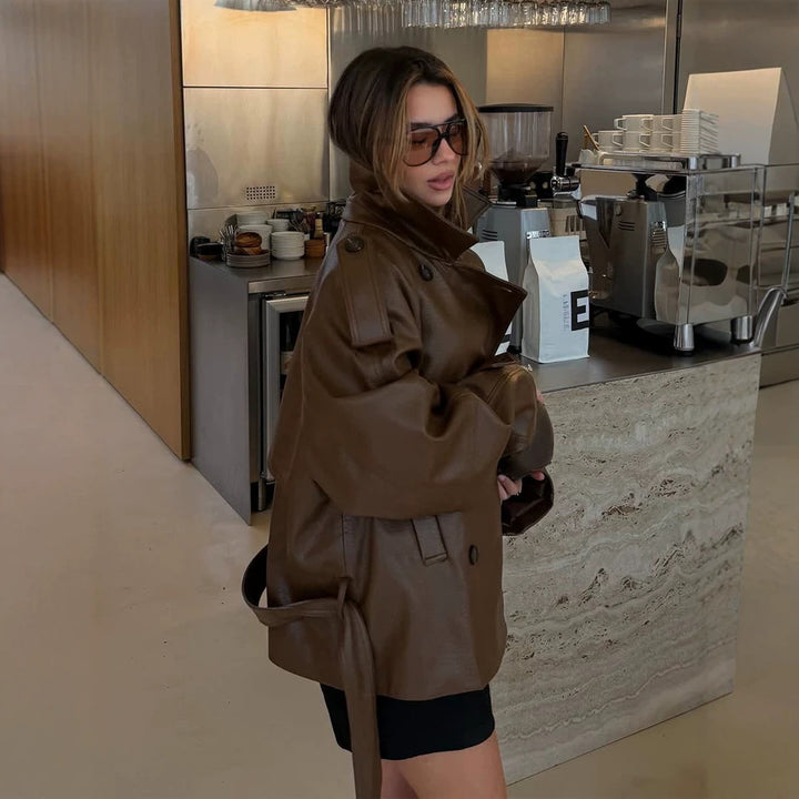Damen Kurz geschnittener Oversize Lederimitat-Trench mit Taillengürtel und Epauletten Echoarchiv