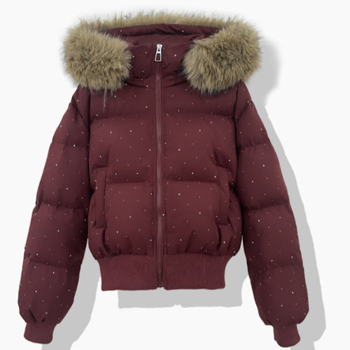 Damen kurzer gesteppter Pufferblouson mit feinem Strassbesatz, abnehmbarer Webpelzkapuze und elastischem Saum – Avérine