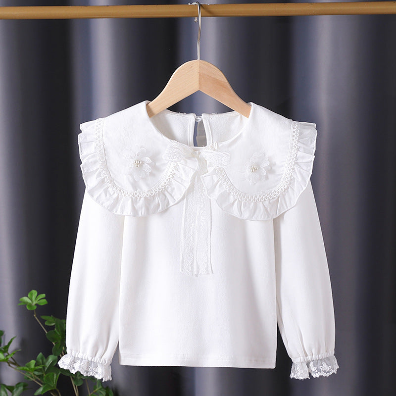Mädchen Bluse mit rüschenverziertem Kragen und feinen Blumenapplikationen Echo Archiv