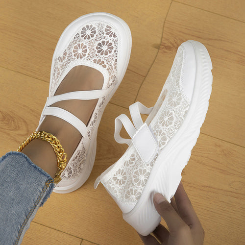 Damen Ballerina‑Sneaker mit floraler Spitzenoberfläche und dämpfender Plateau‑Sohle Echoarchiv
