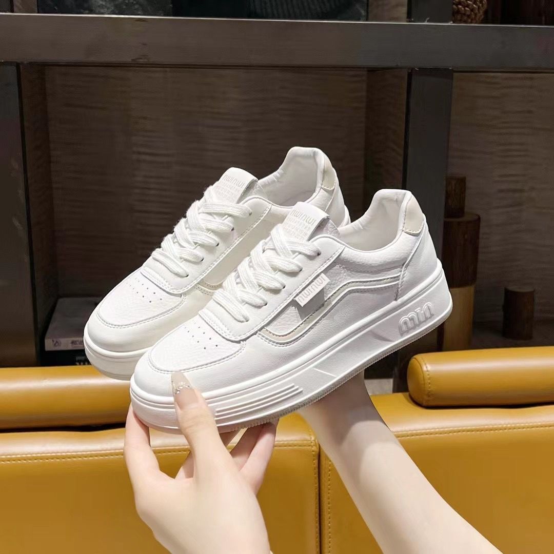 Damen Sneakers im trendigen High-Top Design mit strapazierfähigem Obermaterial und komfortabler Dämpfung Echo Archiv