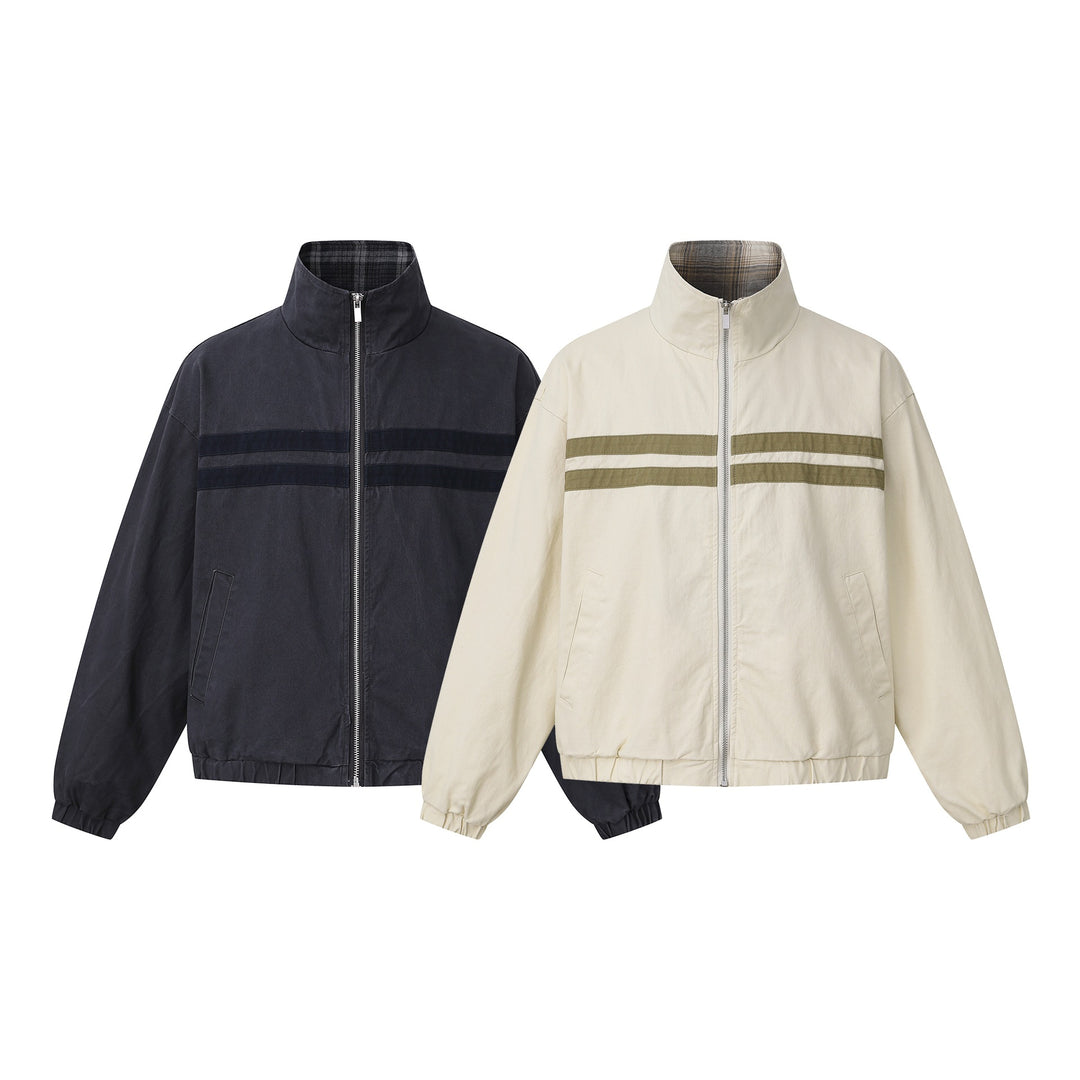 Unisex Kurz geschnittene Boxy-Blousonjacke mit Stehkragen und horizontalen Brustpaspeln Echoarchiv