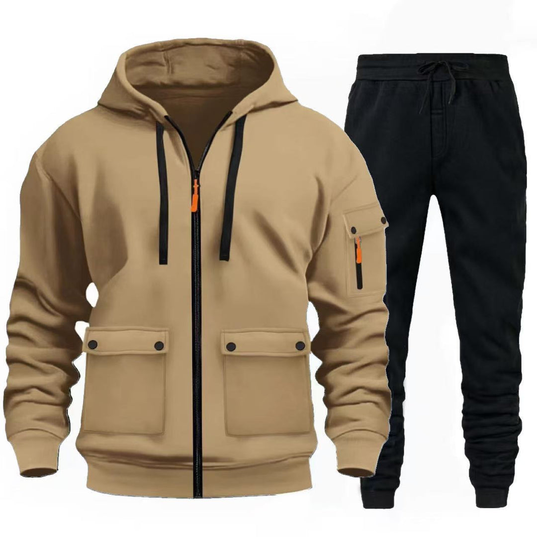 Herren sportlicher Jacke mit praktischen Taschen und Jogginghose Echoarchiv