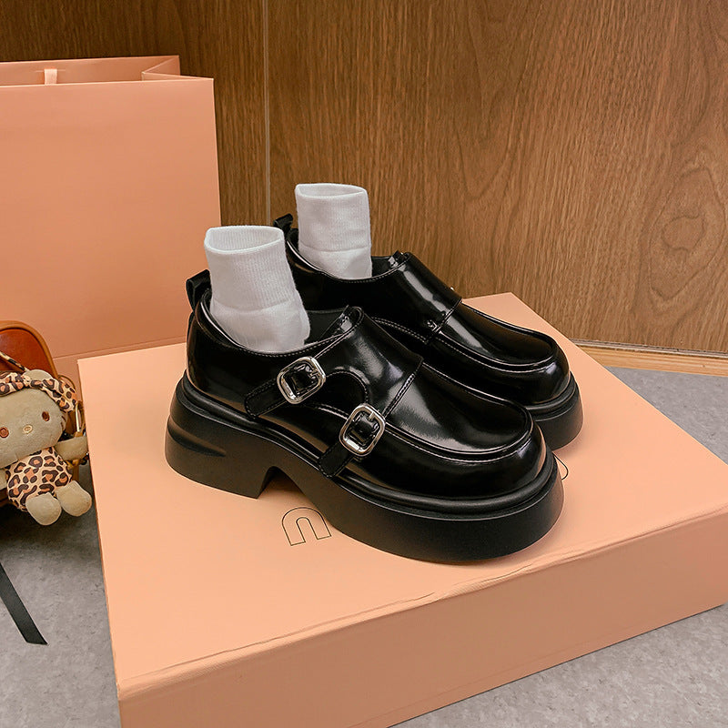 Damen Chunky Patent-Monkstrap-Loafer mit doppelter Schnallenapplikation und Plateau-Sohle Echo Archiv