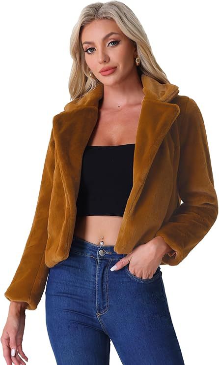 Damen Kurzblouson aus samtigem Faux‑Fur mit fallendem Revers und figurfreundlichem Cropped‑Schnitt Echo Archiv