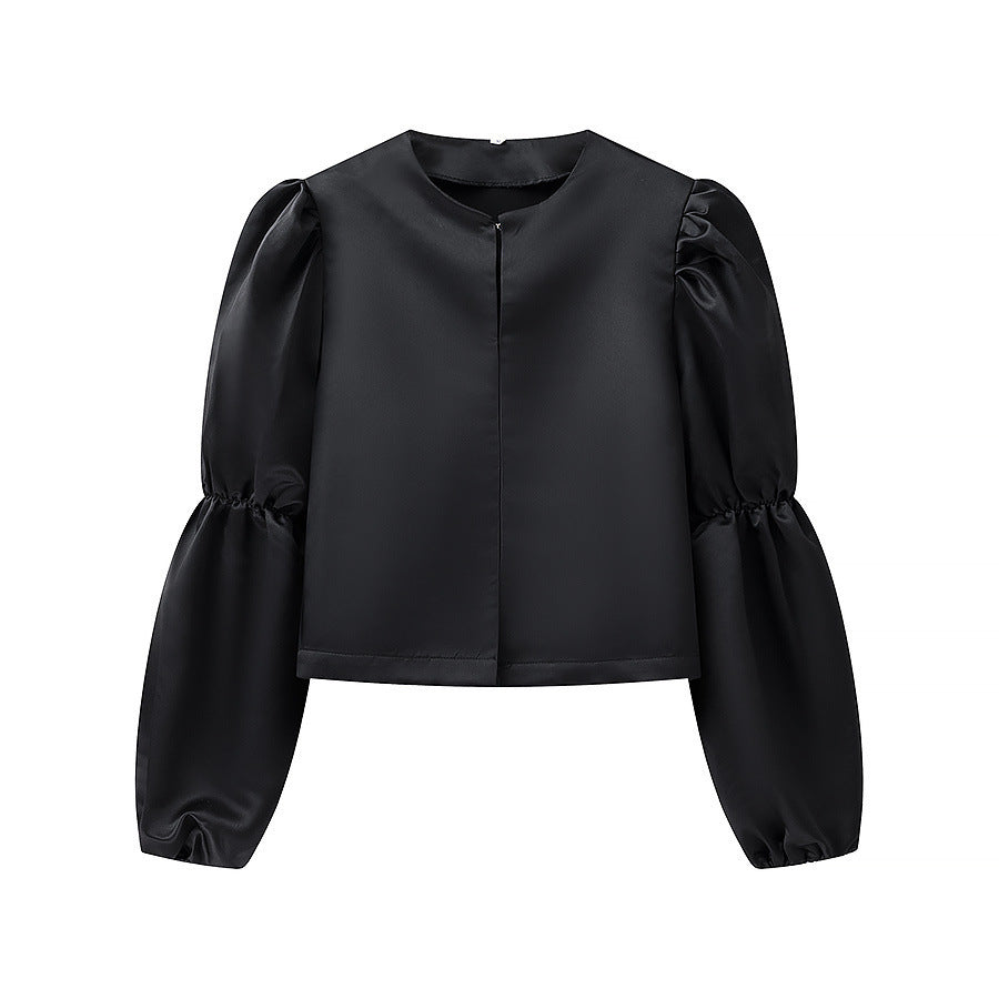 Damen Glänzende Satin‑Bluse mit voluminösen Puffärmeln Echo Archiv