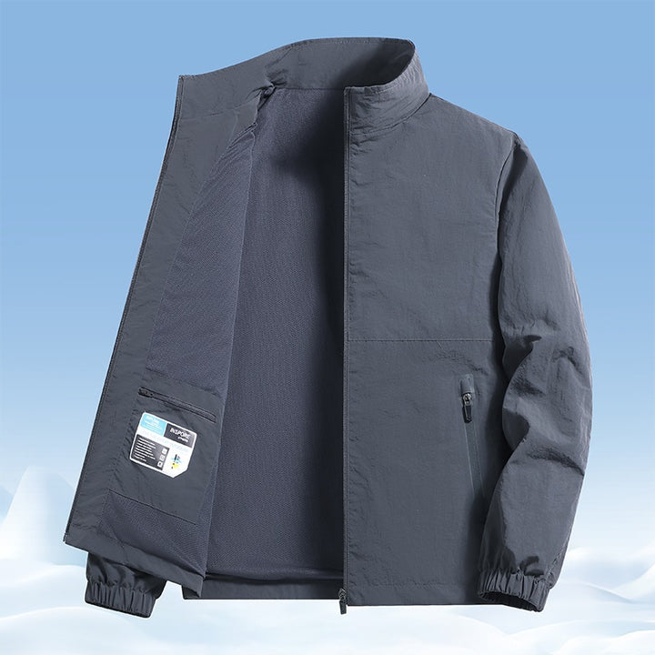 Herren Leichte wind- und wasserabweisende Übergangsjacke mit Meshfutter, Stehkragen & Reißverschlusstaschen Echoarchiv