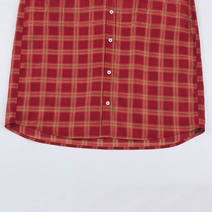 Damen Oversize-Karobluse mit durchgehender Knopfleiste und Hemdkragen Echoarchiv