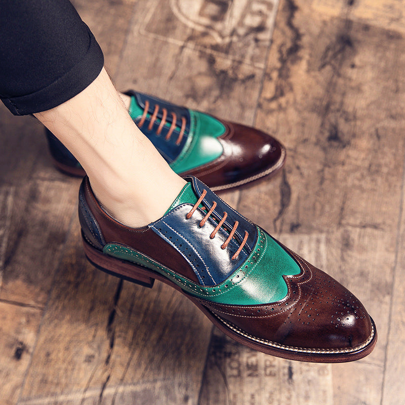 Herren handgefertigte Brogue-Lederschuhe mit mehrfarbiger Patina und perforierten Details Echo Archiv