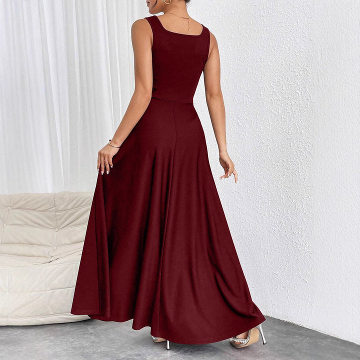 Elegantes Damen Maxikleid mit weichem Schnitt & quadratischem Ausschnitt | Echoarchiv
