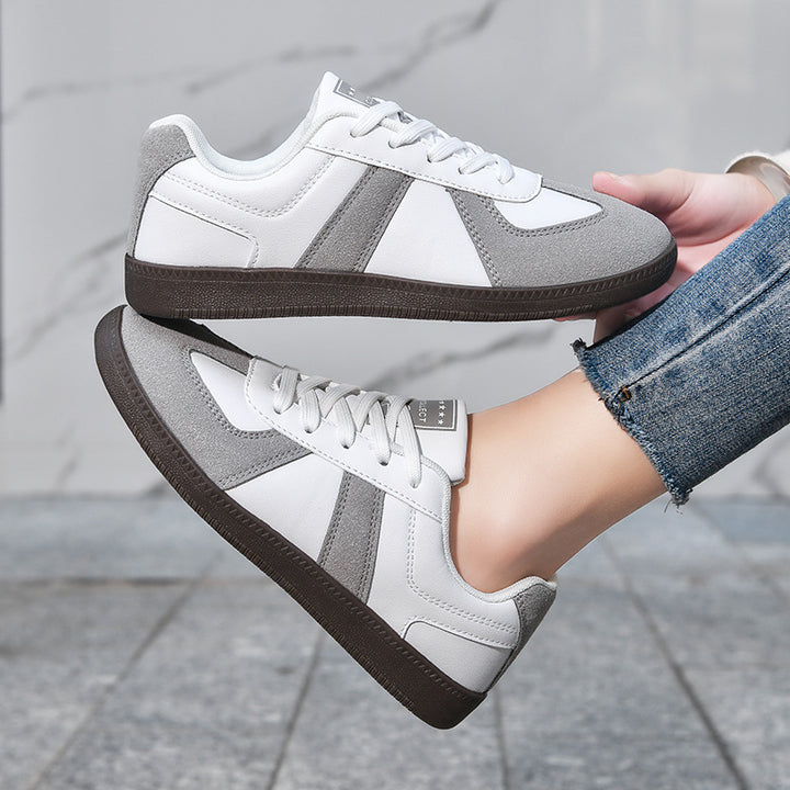 Unisex nan urbaner Tennis-Sneaker mit Veloursleder-Overlays gepolstertem Fersenkragen und vulkanisierter Gummisohle Echo Archiv