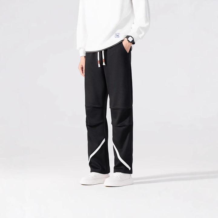 Herren modische Sportpants mit innovativem Schnitt und praktischen Taschen Echoarchiv