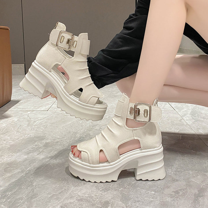 Damen nan Plateau-Sandaletten-Stiefelette mit Aussparungen offener Zehenpartie und verstellbarer Metallschnalle Echo Archiv