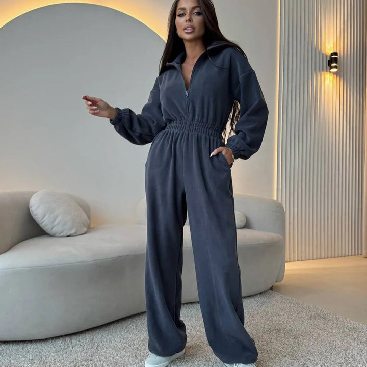 Damen Oversized Loungewear-Jumpsuit mit halbem Reißverschluss und elastischer Taillenraffung – Solévia