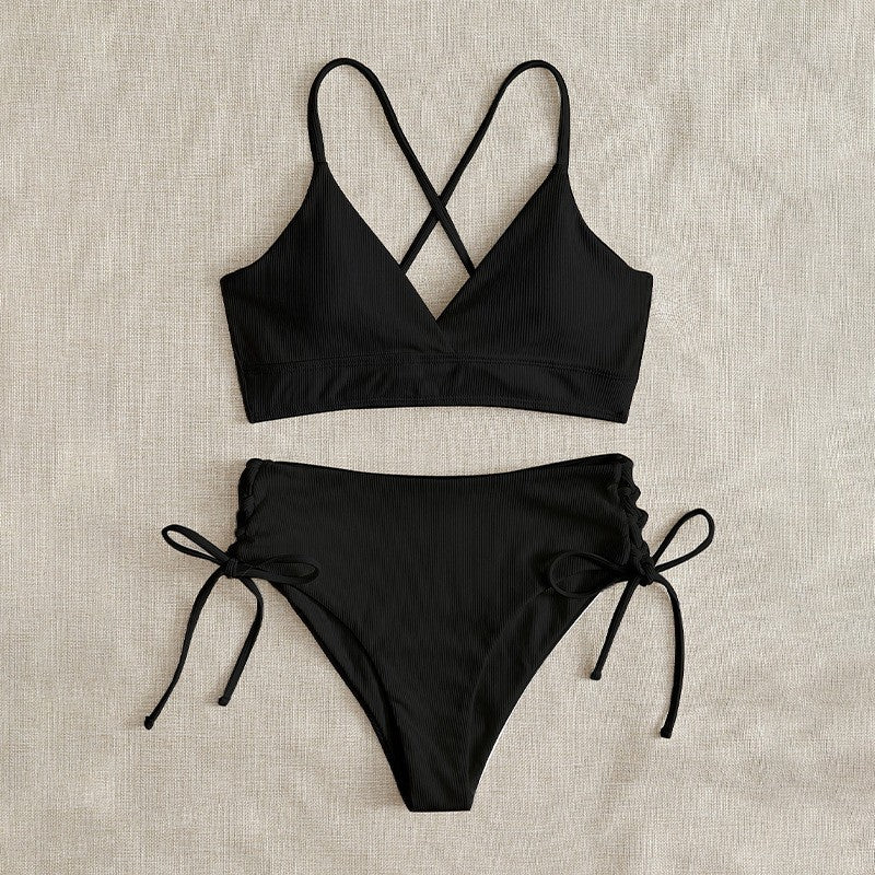 Damen Bikini-Set mit verstellbaren Trägern und raffinierten Schnürdetails Echo Archiv