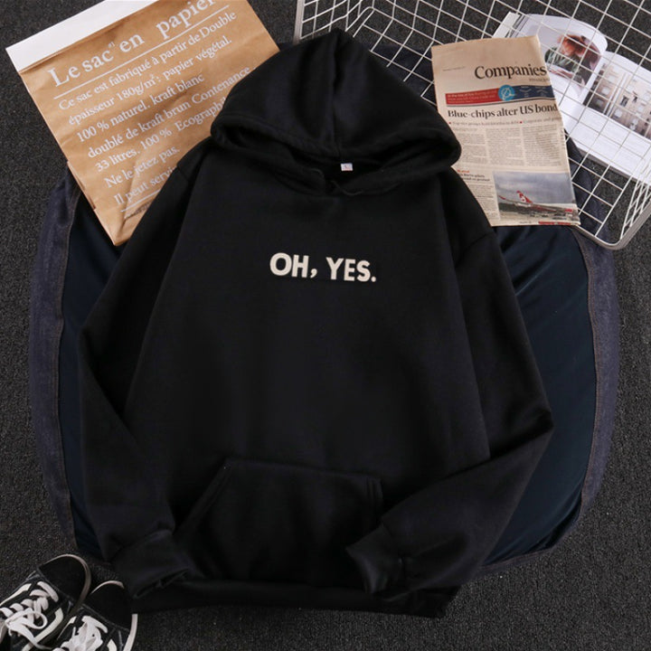 Damen Kapuzenpullover mit weichem Innenfutter, Kängurutasche und dezentem Frontprint – Auréline