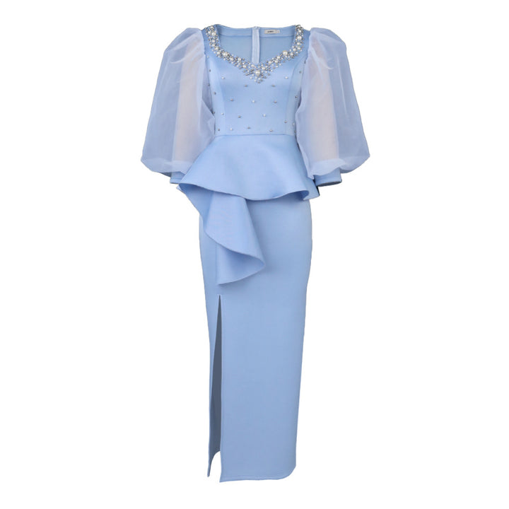 Damen Elegantes Abendkleid mit funkelnden Perlen und voluminösen Tüllärmeln Echo Archiv