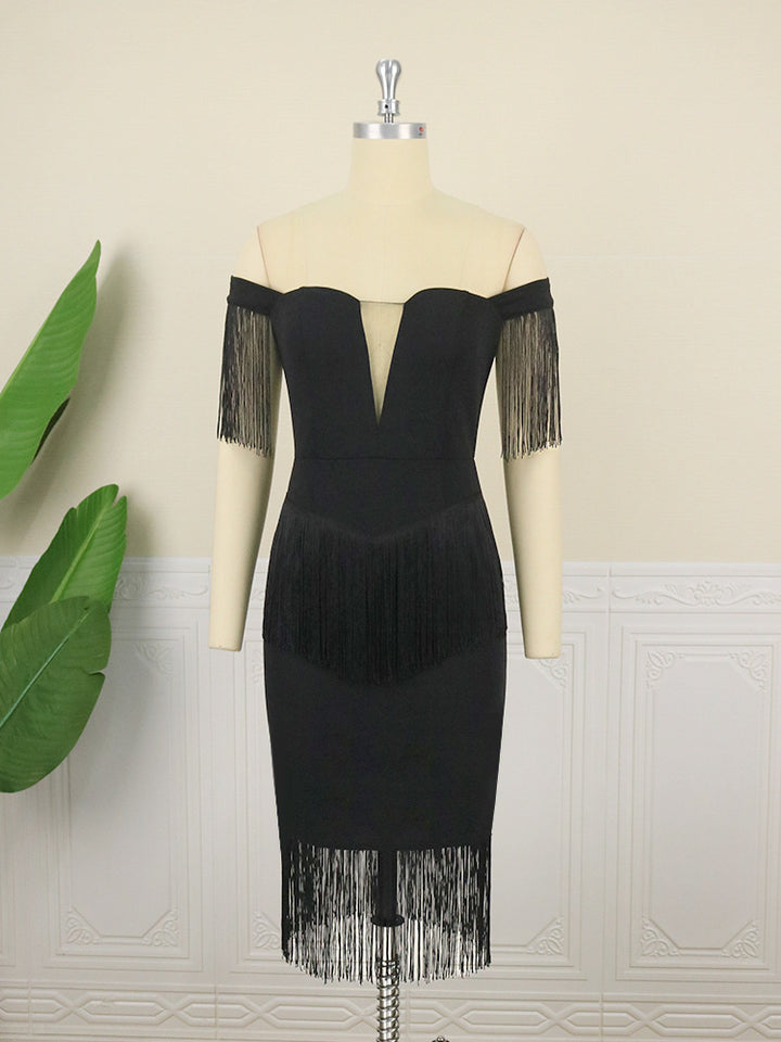 Damen Kleid mit Fransen und tiefem V-Ausschnitt Echo Archiv