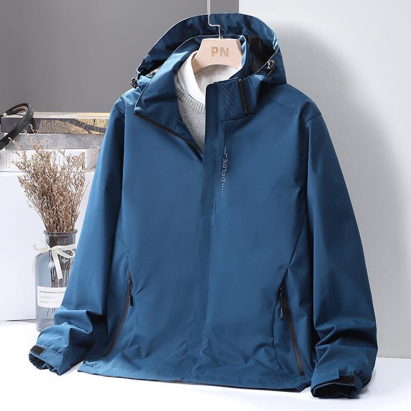 Damen Leichte Softshell-Kapuzenjacke mit winddichter Sturmleiste und verdeckten Reißverschlusstaschen – Célinea