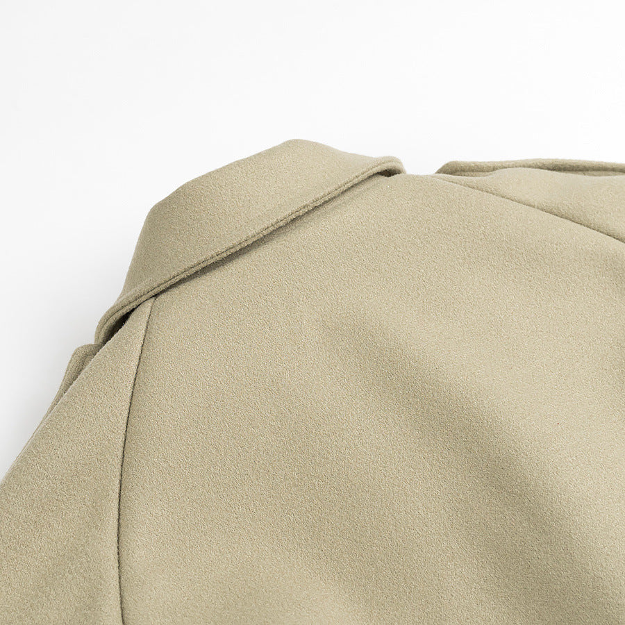 Damen Langer Trenchcoat mit Bindegürtel, doppelreihiger Knopfleiste und Epauletten Echo Archiv