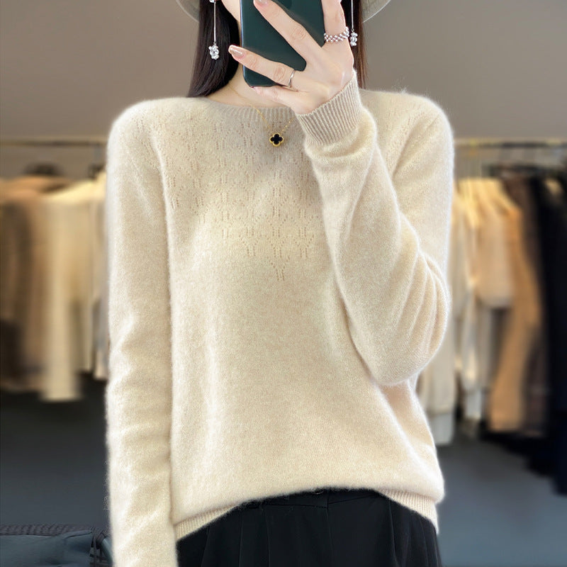 Damen Kuscheliger Midweight Rundhals-Pullover aus Angora-Blend mit feinem Flor und schmalem Bündchen Echoarchiv