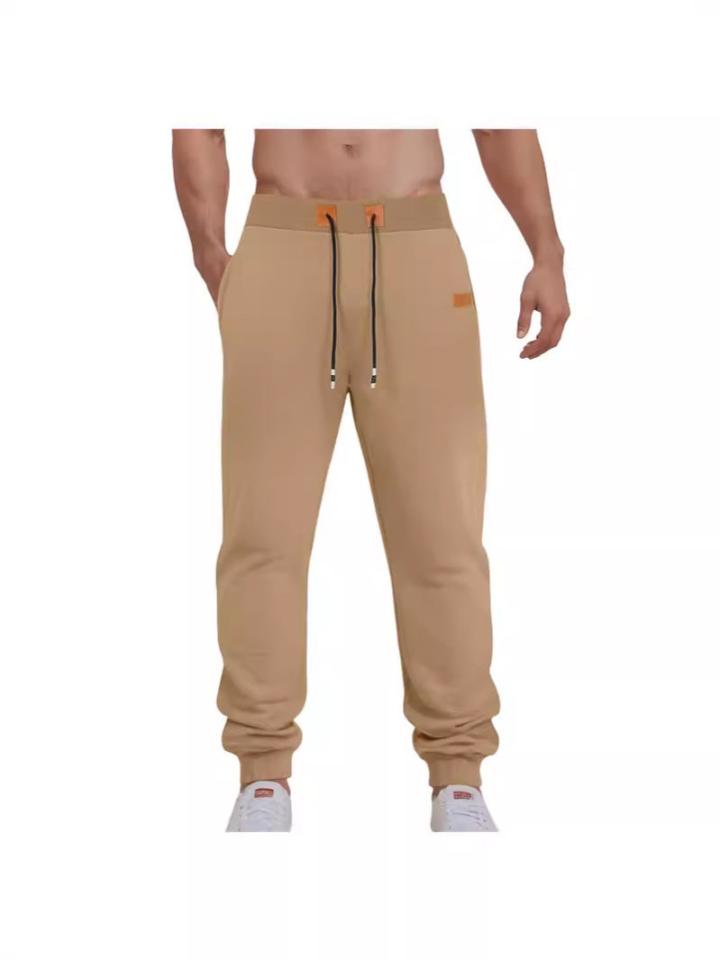 Herren Komfortable Jogginghose mit verstellbarem Bund und seitlichen Reißverschlusstaschen Echoarchiv