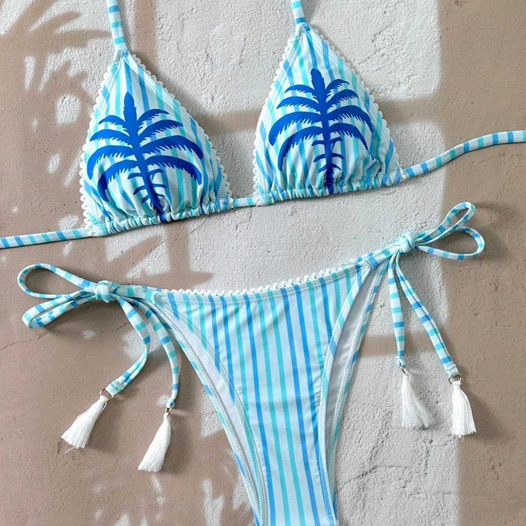 Damen Bikiniset mit verspielten Rüschen und floralem Design Echo Archiv