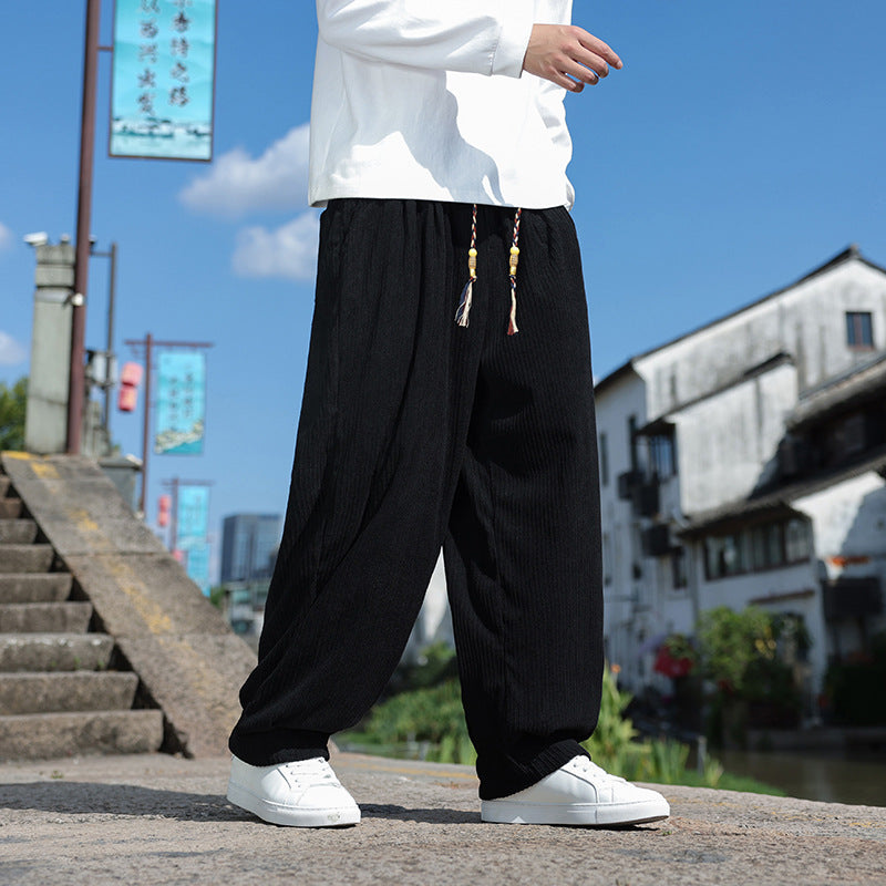 Herren Weit geschnittene Cord-Relaxhose mit elastischem Bund und Zierkordel Echo Archiv