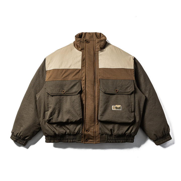 Herren Kurz geschnittener Utility-Fieldblouson mit hohem Stehkragen und großen Klappentaschen Echoarchiv