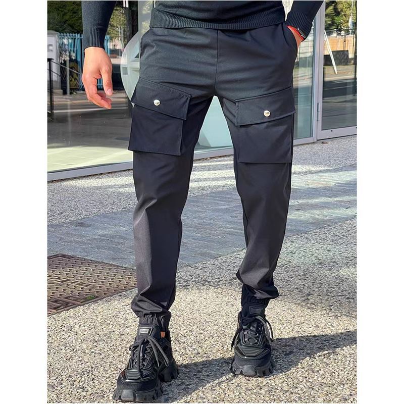 Herren Cargo-Hose mit vielen Taschen und elastischem Abschluss Echoarchiv