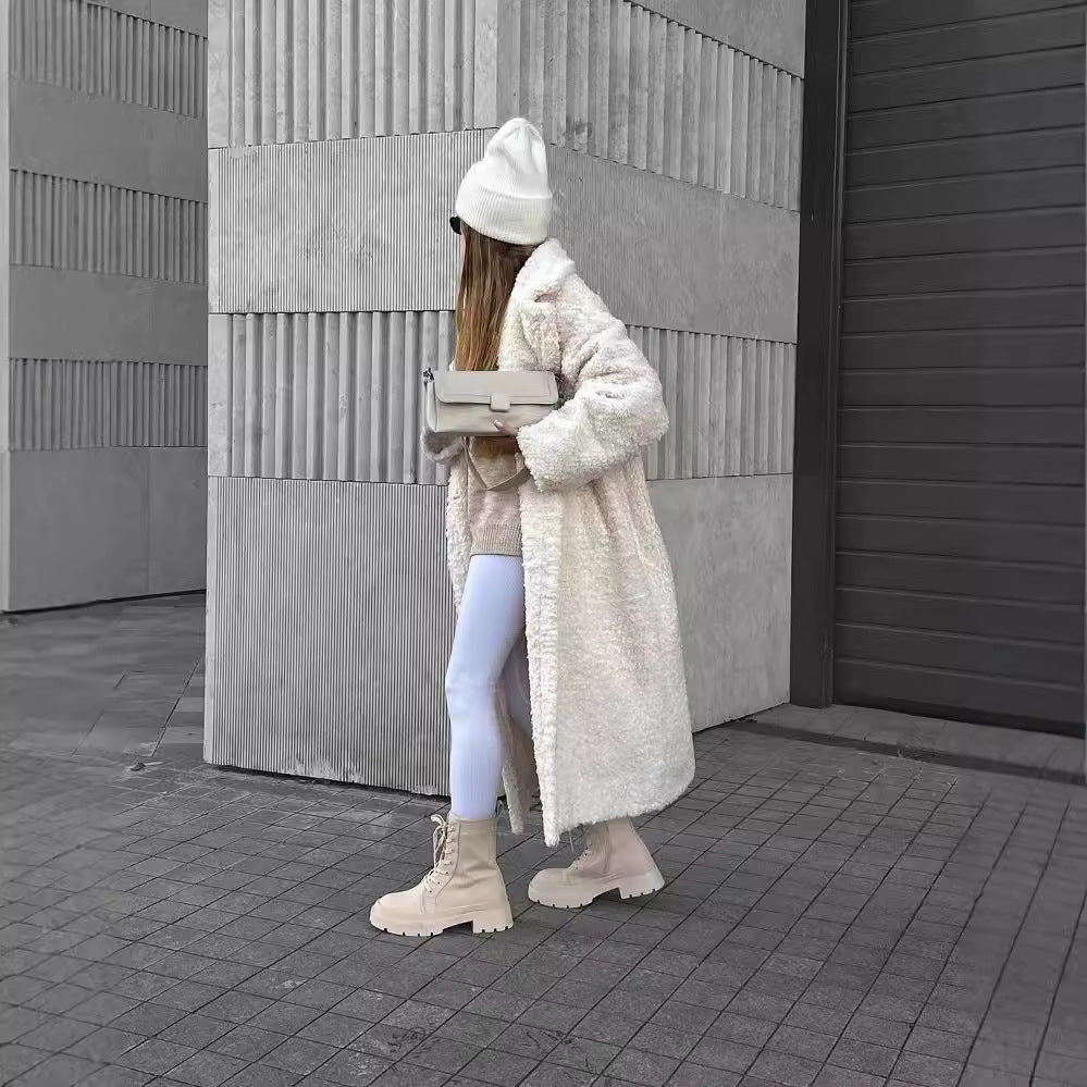 Damen wadenhohe robuste Schnürstiefel mit Plateau-Profilsohle Echoarchiv