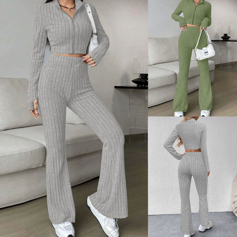 Damen Gerippter Strick-Zweiteiler mit Cropped Reißverschluss-Cardigan und High‑Waist Schlaghose – Élanora