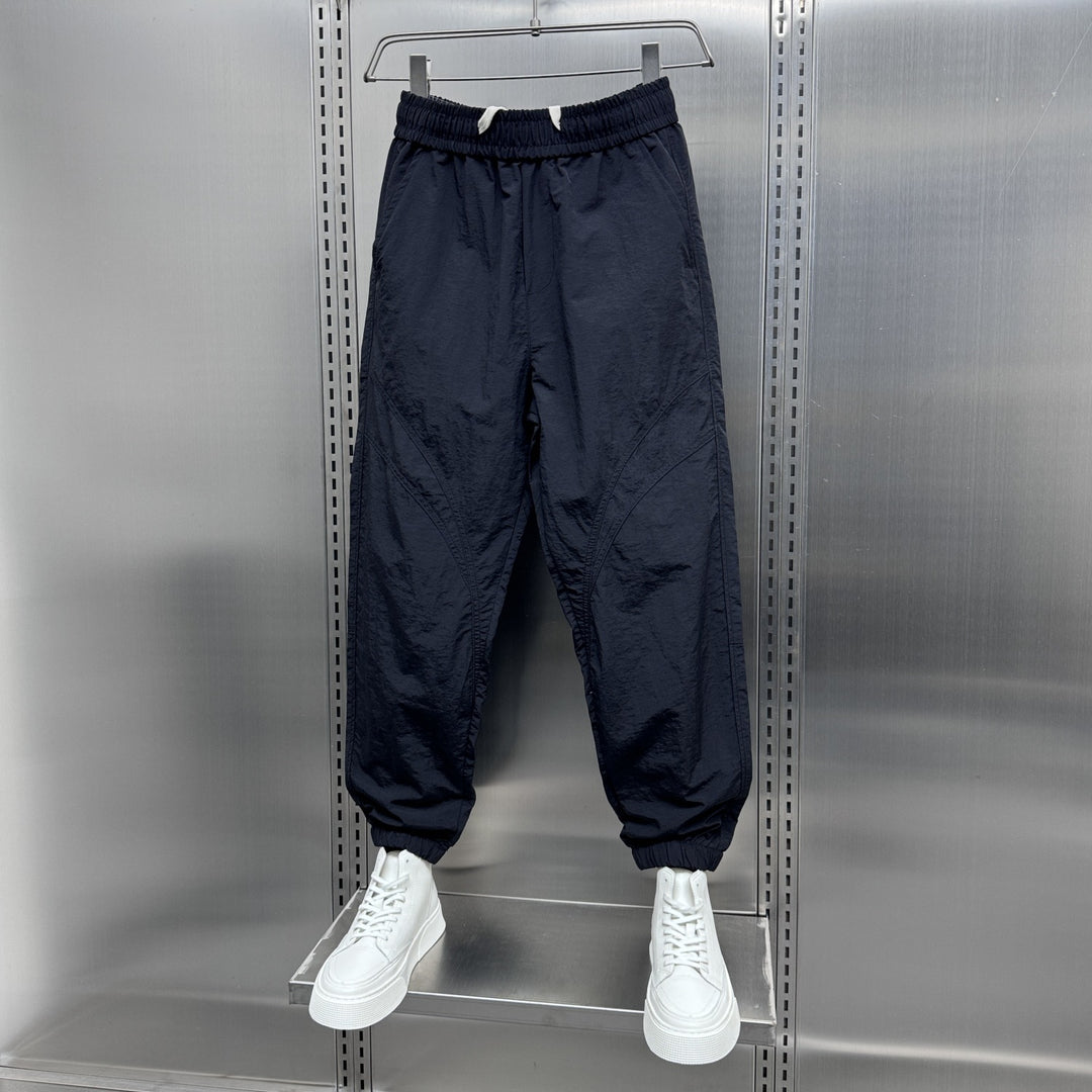 Herren Bequeme und stylische Trainingshose Echoarchiv