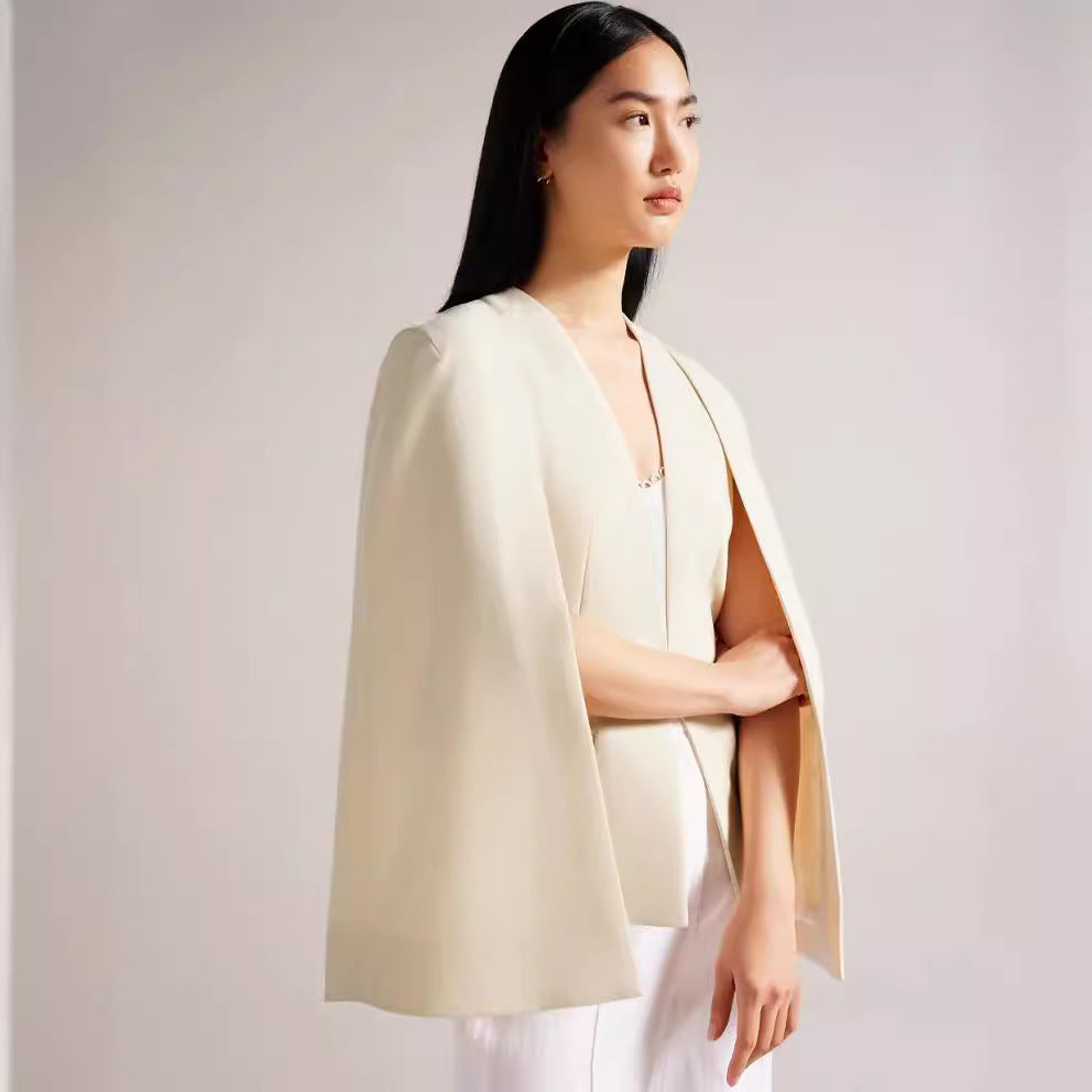 Damen kimonoinspirierter Cape‑Blazer im fließenden Tailoring‑Look Echoarchiv